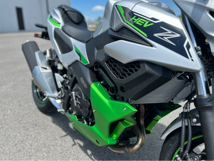 2024 Kawasaki Z7 Hybrid ABS