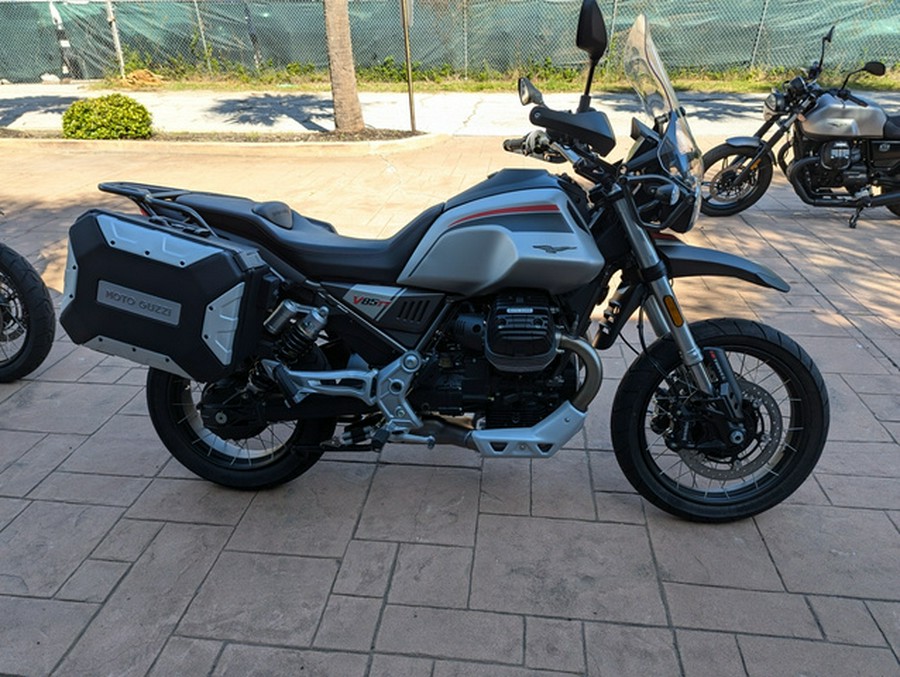 2023 Moto Guzzi V85 TT Travel