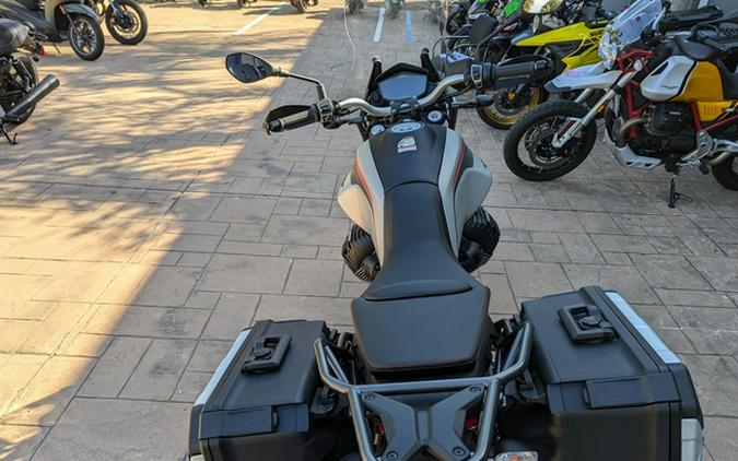 2023 Moto Guzzi V85 TT Travel