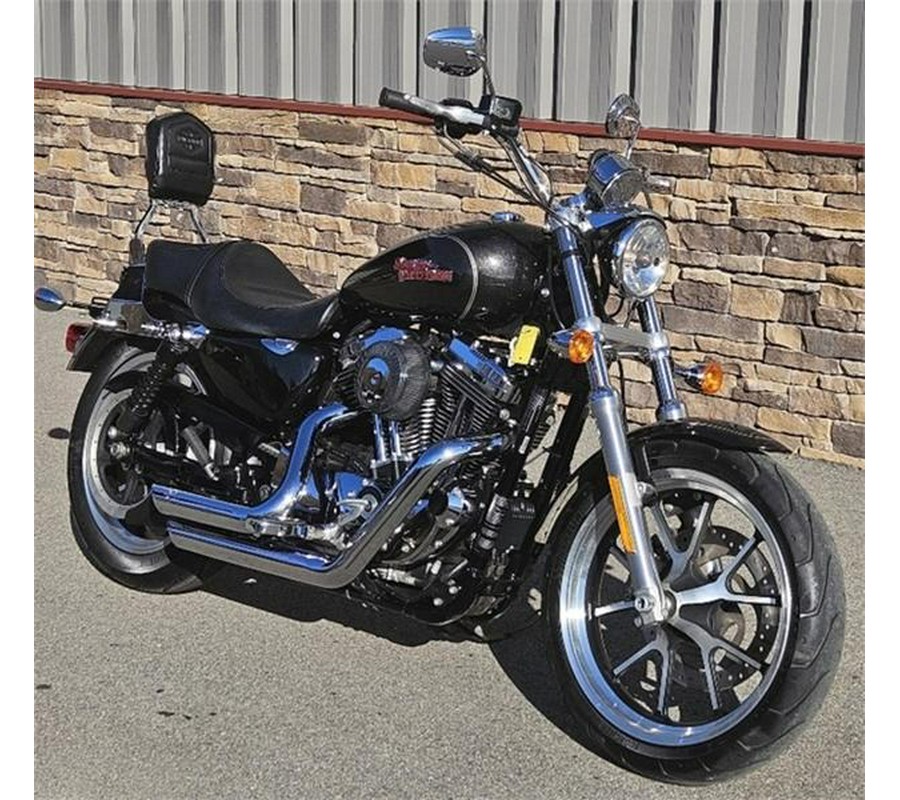 2016 Harley-Davidson® XL1200T - Sportster® SuperLow® 1200T