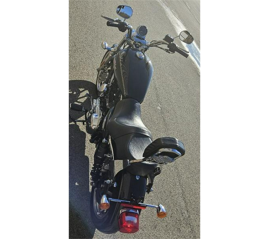 2016 Harley-Davidson® XL1200T - Sportster® SuperLow® 1200T