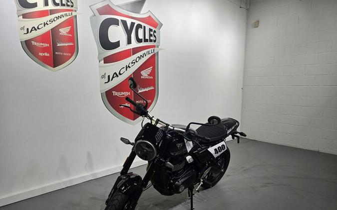 2026 Triumph Tracker 400 Phantom Black