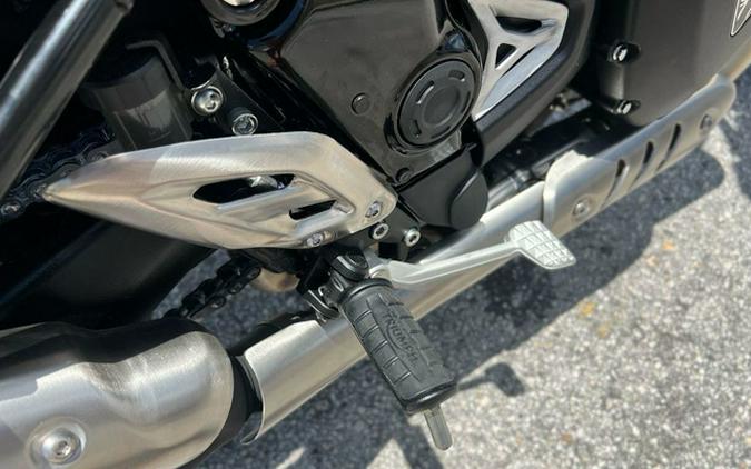 2027 Triumph STREET TRACKER 400