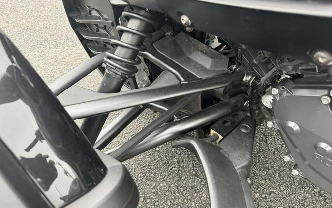 2016 Can-Am Spyder F3 Limited Special Series 6-Speed Semi-Automatic (SE6)