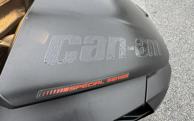 2016 Can-Am Spyder F3 Limited Special Series 6-Speed Semi-Automatic (SE6)