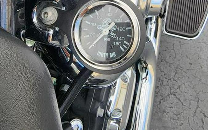 2011 Harley-Davidson® FLHRC - Road King® Classic