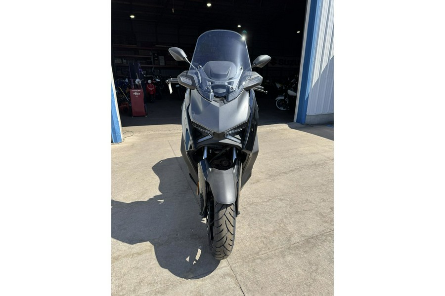 2025 Yamaha XMAX