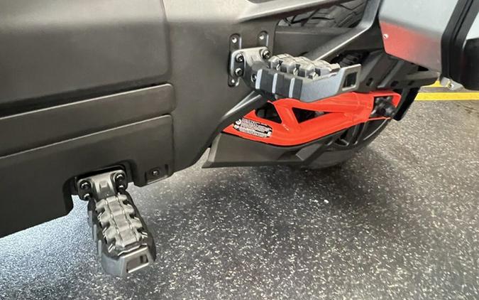 2025 Can-Am Canyon? XT