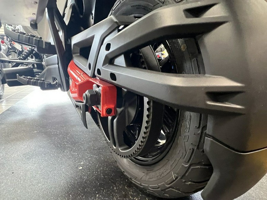 2025 Can-Am Canyon? XT