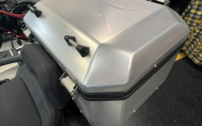 2025 Can-Am Canyon? XT