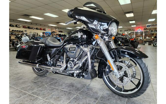 2023 Harley-Davidson® Street Glide FLHX