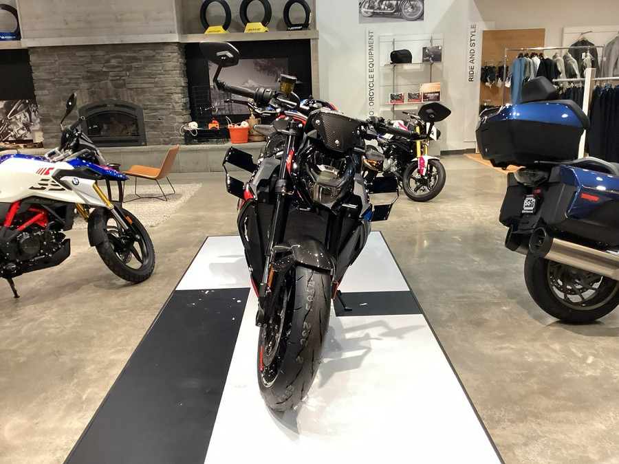 2024 BMW M 1000 R