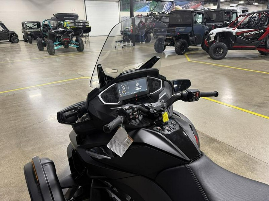 2025 Can-Am® Spyder RT Limited Platine Wheels