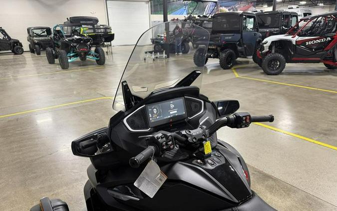 2025 Can-Am® Spyder RT Limited Platine Wheels