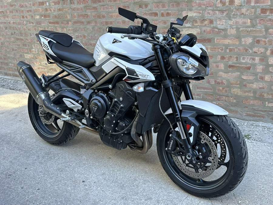 2024 Triumph Street Triple 765 R