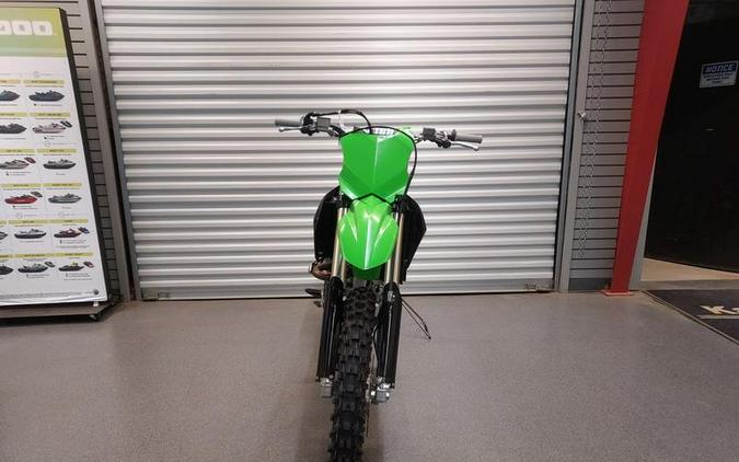 2023 Kawasaki KX250 First Look [8 Fast Facts for Motocross Racing]