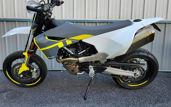 2021 Husqvarna 701 Supermoto