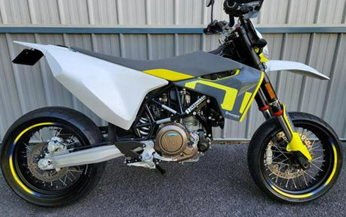 2021 Husqvarna 701 Supermoto