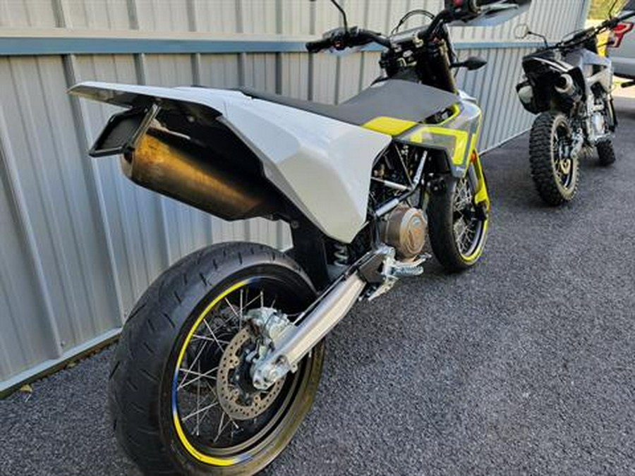 2021 Husqvarna 701 Supermoto