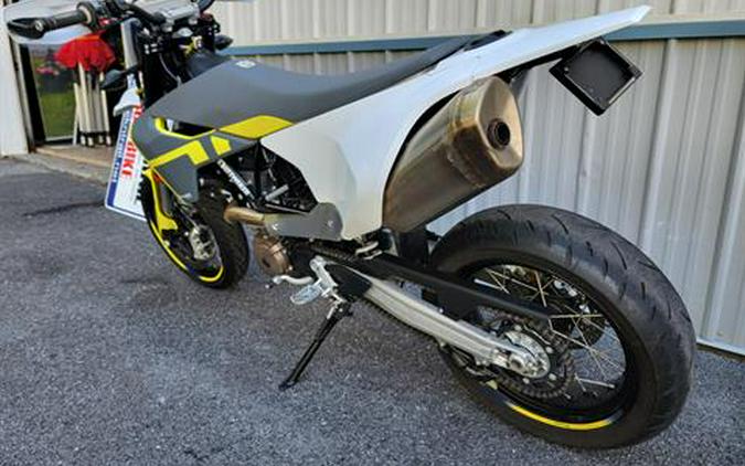 2021 Husqvarna 701 Supermoto