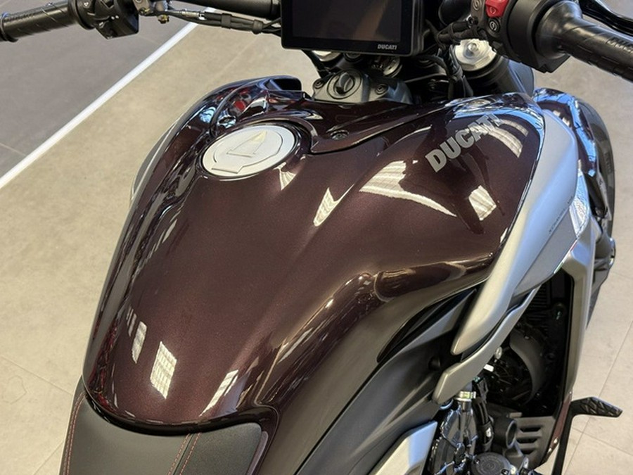 2026 Ducati XDiavel V4 Black Lava