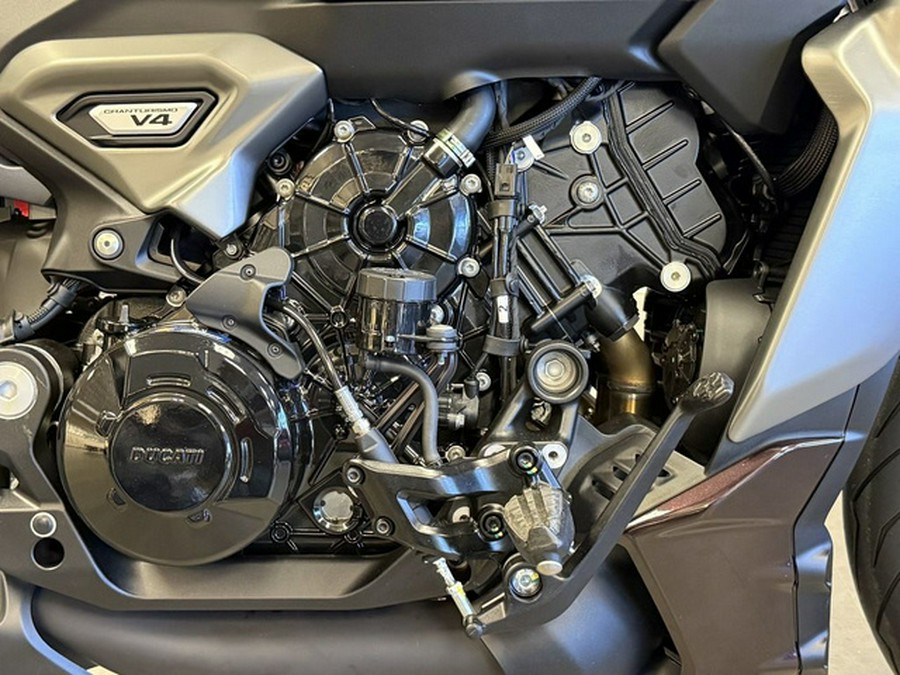 2026 Ducati XDiavel V4 Black Lava