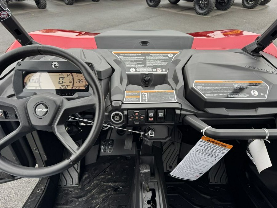 2026 Can-Am® Commander XT 700