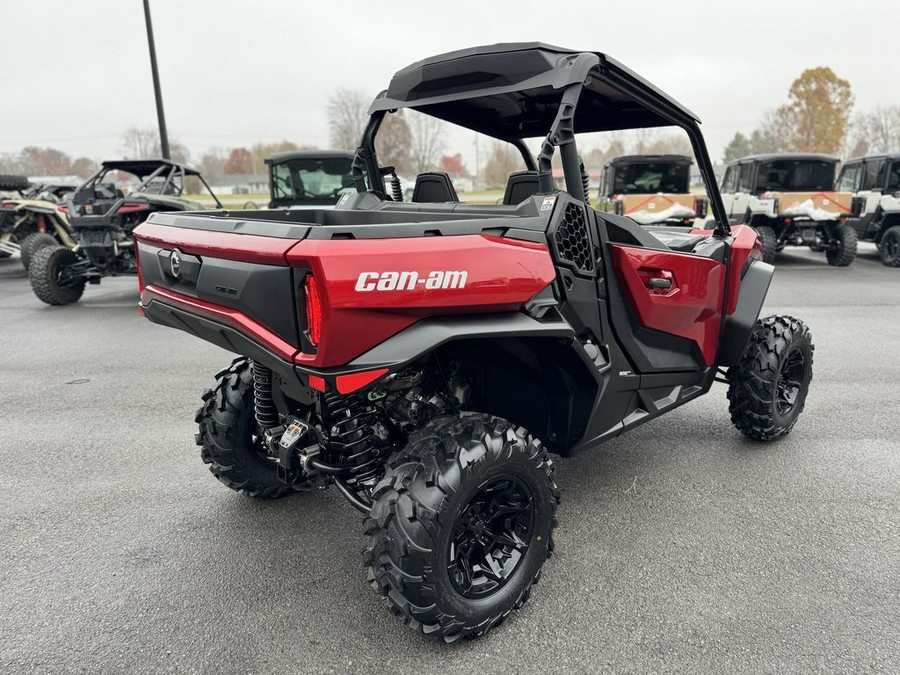 2026 Can-Am® Commander XT 700