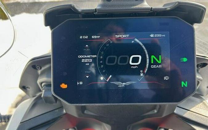 2025 Moto Guzzi V85 TT