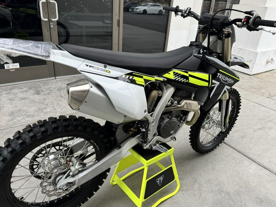 2025 Triumph TF 250-X Jet Black/Pure White