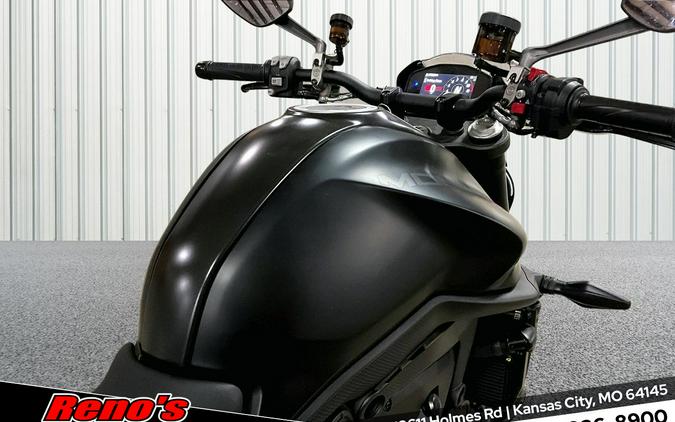 2023 Ducati MONSTER PLUS
