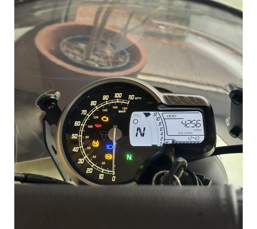 2024 Triumph Scrambler 400 X