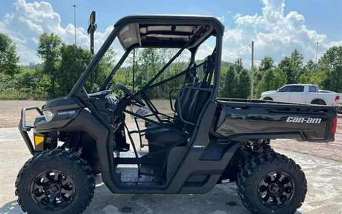 2023 Can-Am Defender XT HD10