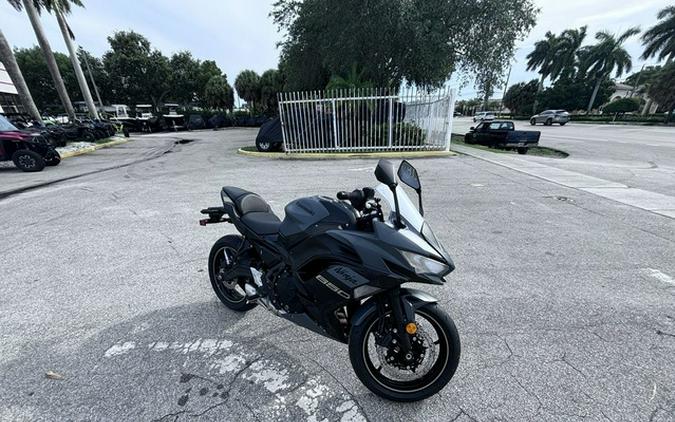 2024 Kawasaki Ninja 650 Metallic Matte Dark GrayMetallic Spark