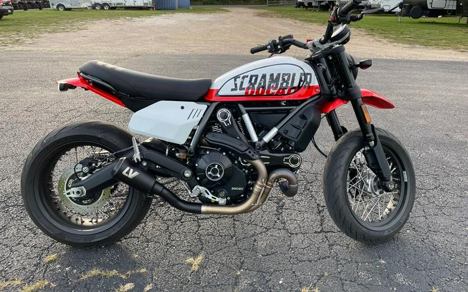 2022 Ducati Scrambler Urban Motard