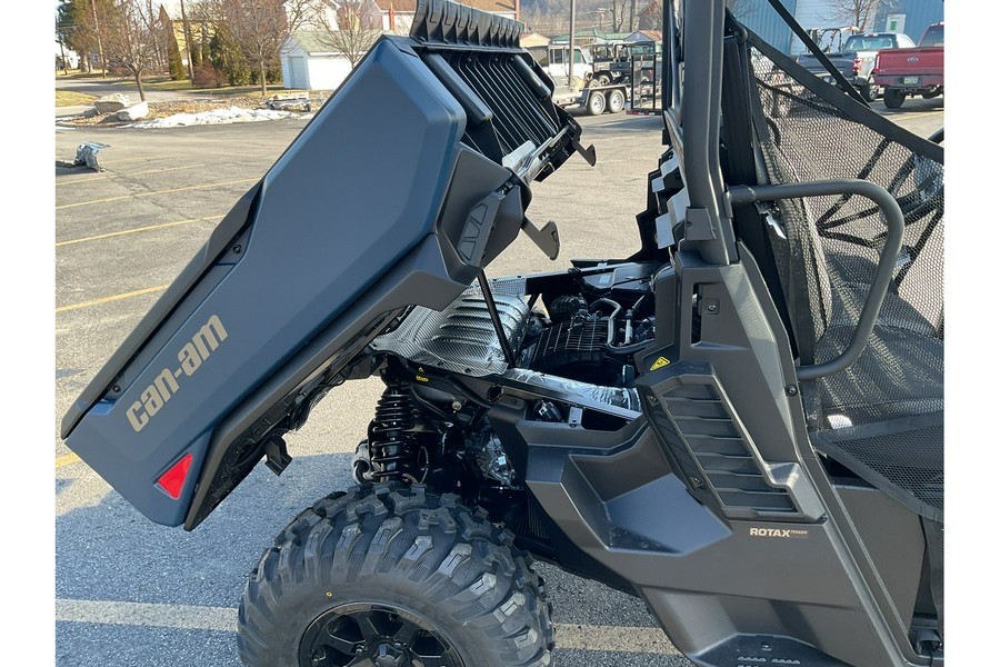 2026 Can-Am DEFENDER HD11 XT