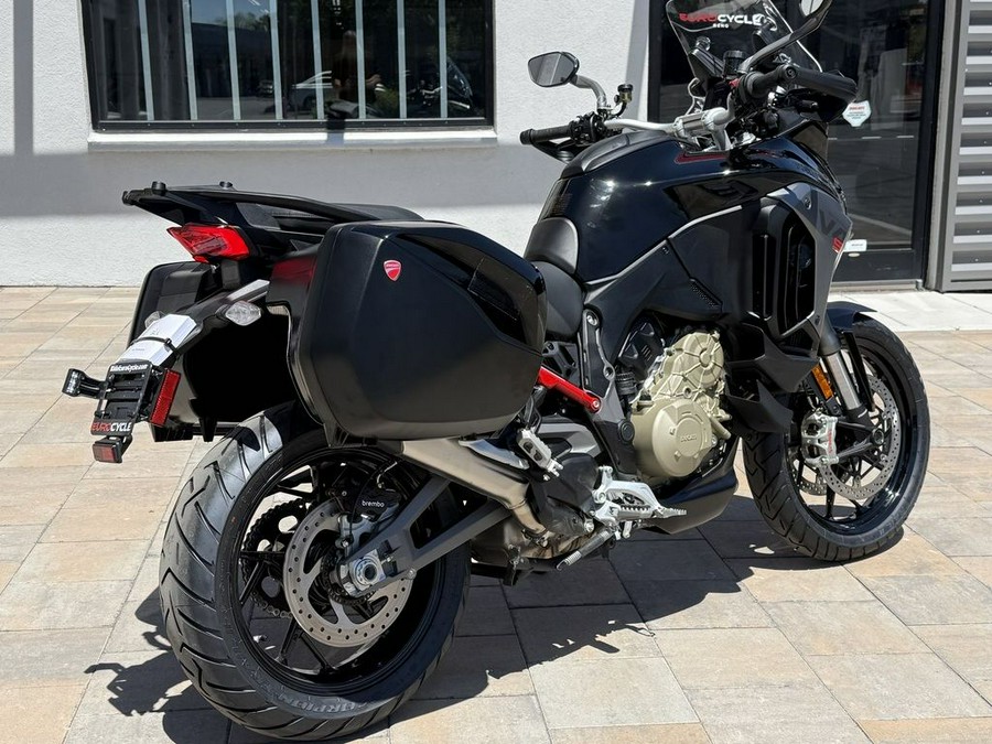 2026 Ducati Multistrada V4 S Travel & Radar Thrilling Black