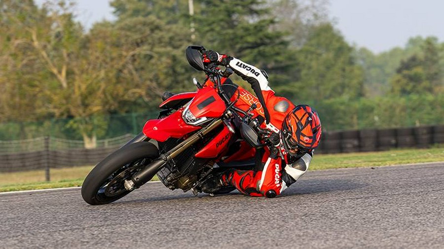 2024 Ducati HYPERMOTARD 698