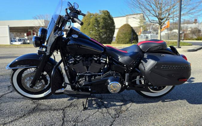 2021 Harley-Davidson Heritage Classic 114 Vivid Black