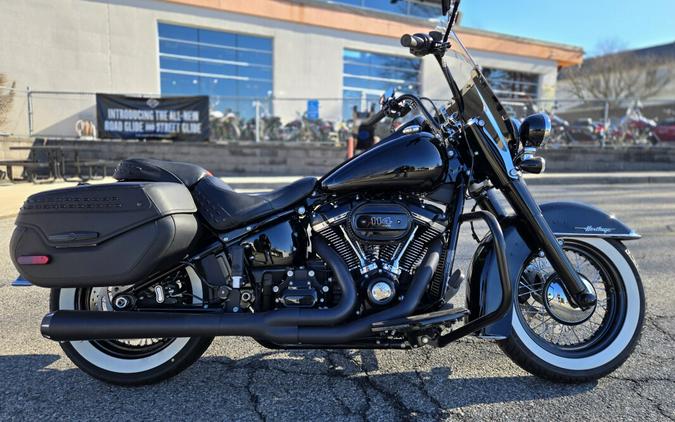 2021 Harley-Davidson Heritage Classic 114 Vivid Black