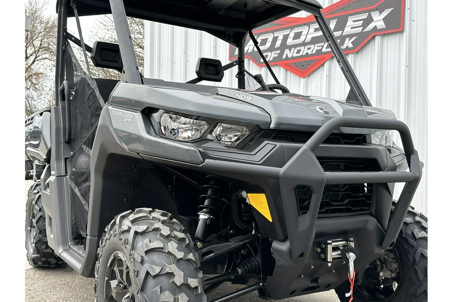 2024 Can-Am DEFENDER XT HD9