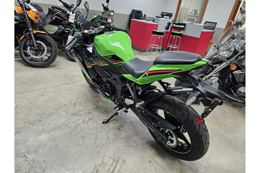 2023 Kawasaki NINJA ZX-4RR KRT Edition