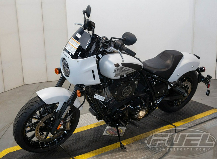 2024 Indian Sport Chief Ghost White Metallic Smoke