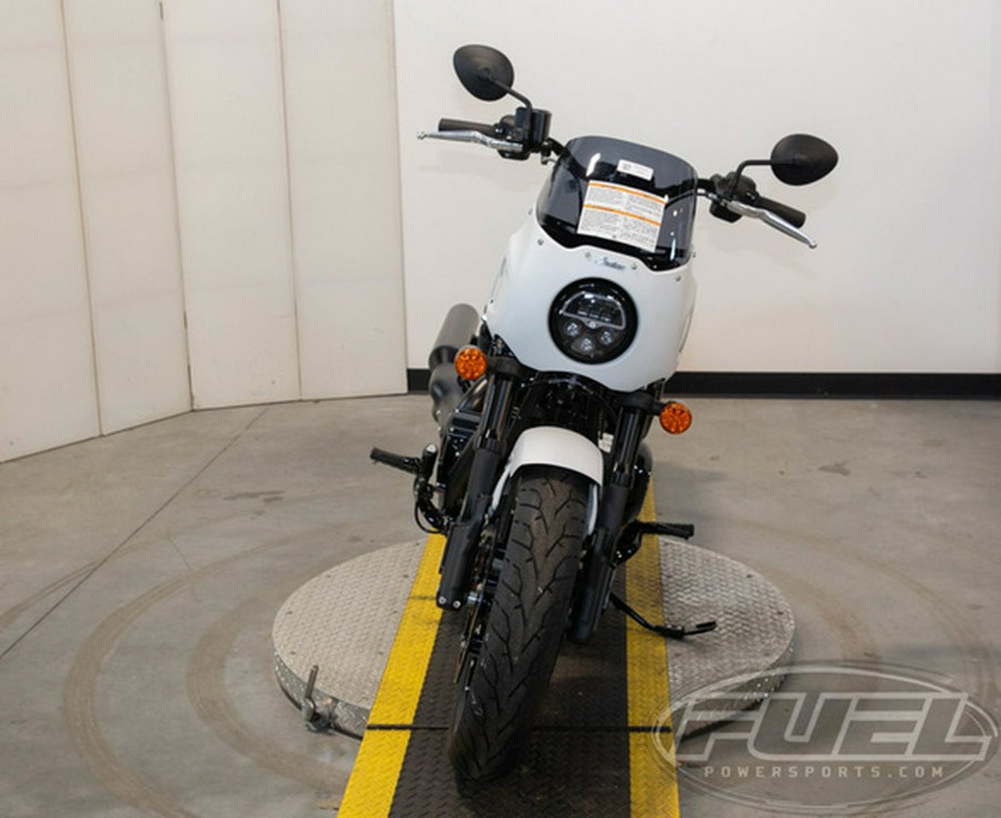 2024 Indian Sport Chief Ghost White Metallic Smoke