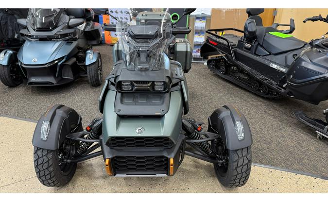 2025 CANYON REDROCK - Can-Am