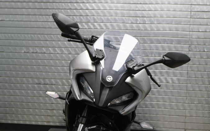 2023 CFMOTO 300SS