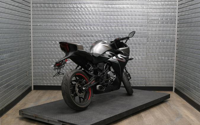 2023 CFMOTO 300SS