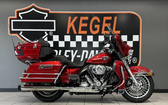 2012 Harley-Davidson® Electra Glide® Classic Ember Red Sunglo