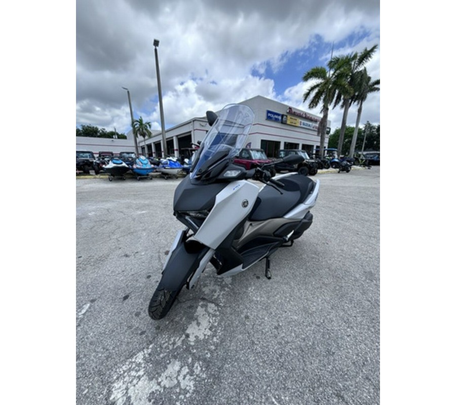 2024 Yamaha XMAX