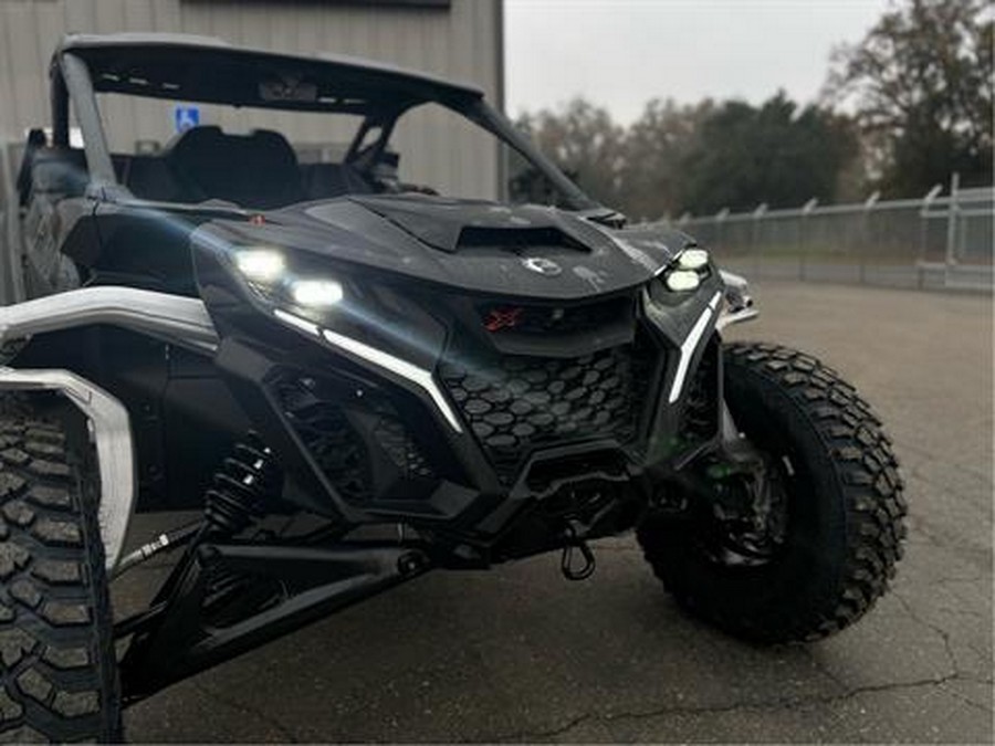 2024 Can-Am Maverick R X RS with Smart-Shox